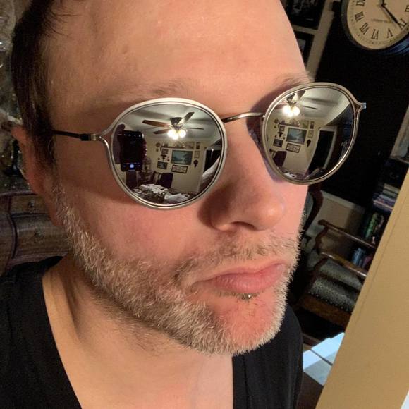 Meet your Posher, Adam - Picture 1 of 1